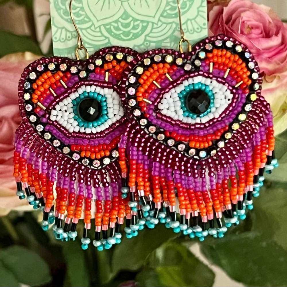 🌺🎉HP🎉🌺 NWT Emily Designs Artisan Beaded Heart Fringe Chandeliers